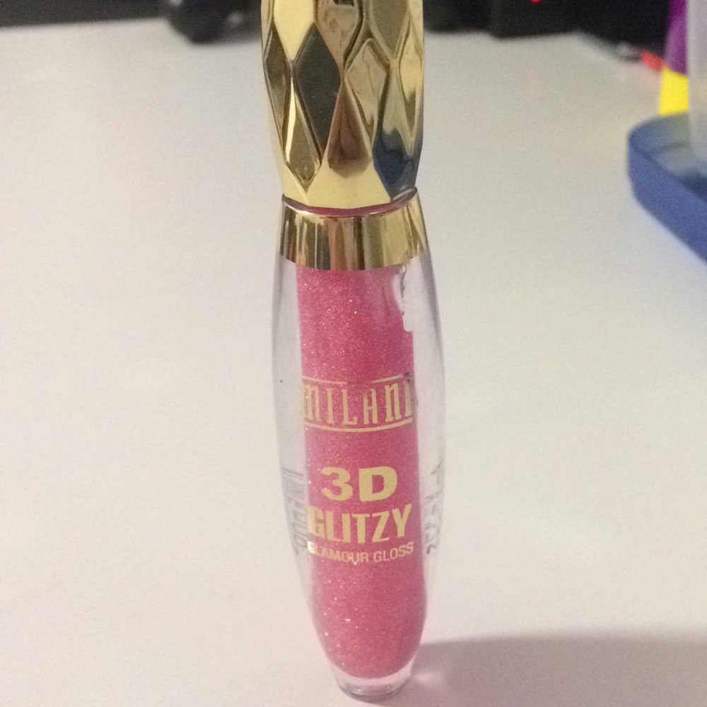 #40 3D glitzy glamour gloss
